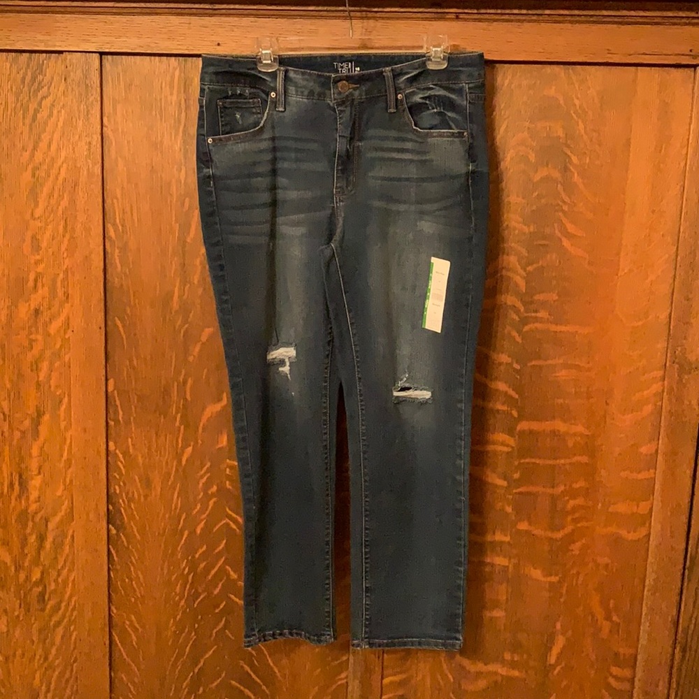 Time & Tru distressed jeans 16 straight NWT